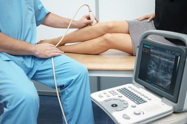 Diagnosis of the detection of reticular varicose veins of the legs by ultrasound. 